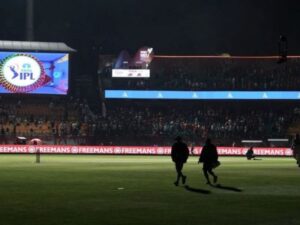 ipl-2025 suspended india-pakistan conflict