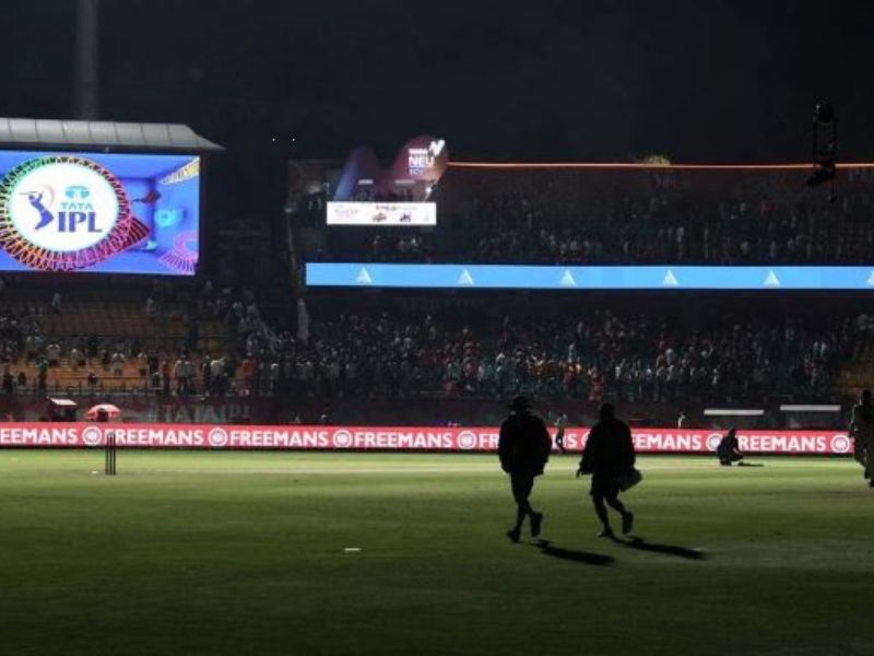 ipl-2025 suspended india-pakistan conflict