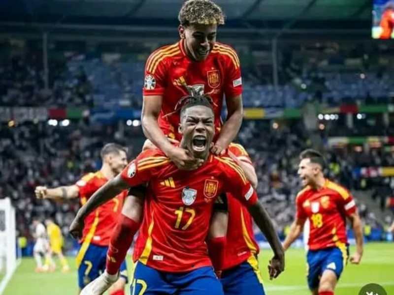 Spain vs France Lamine Yamal