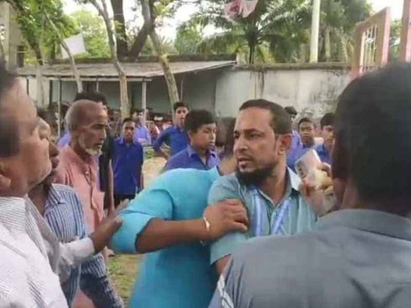 satkhira teacher assault bnp chhatra dal