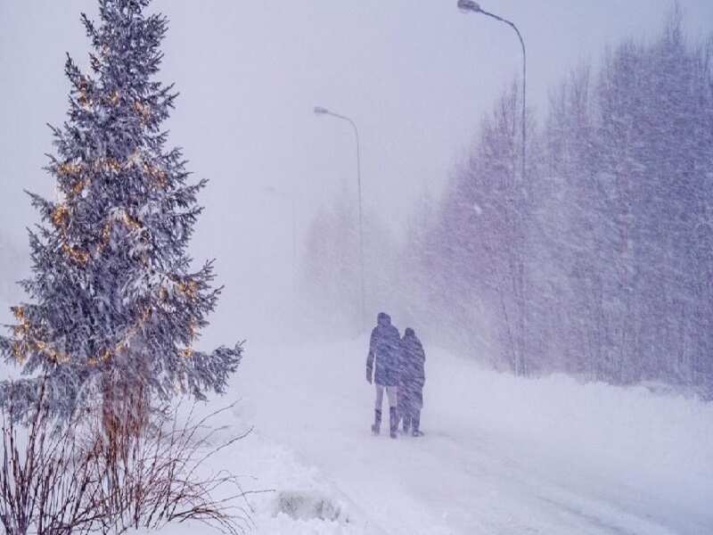Snowstorm wreaks havoc in Norway Sweden Finland