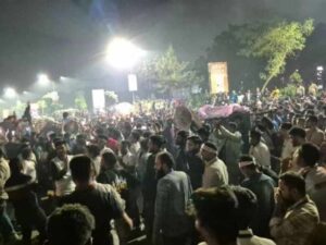 mobile traders protest btrc neir