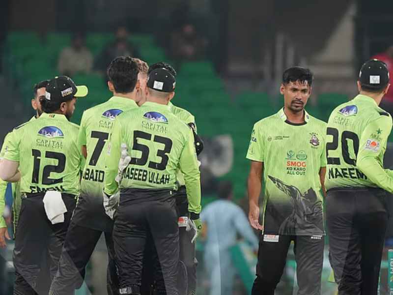 psl parvez hossain debut mustafizur performance lahore