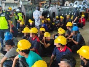 malaysia-immigration-arrested-illegal-migrants