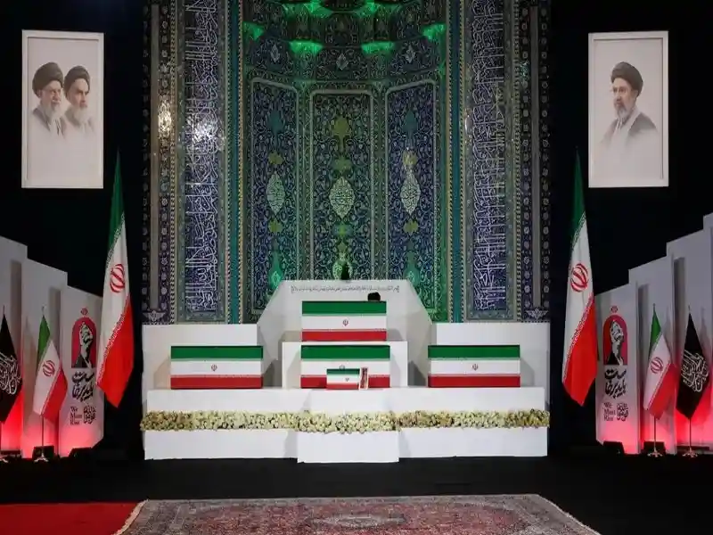alikhamenei-funeral-grand-mosalla-tehran