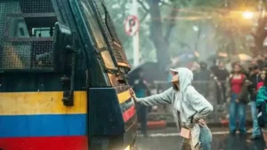 mumbai-student-protest-police-security