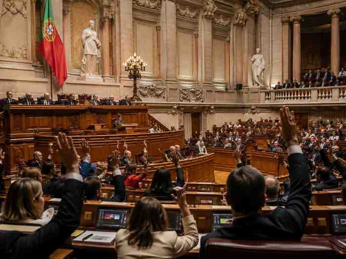 portugal-parliament-approves-public-burqa law