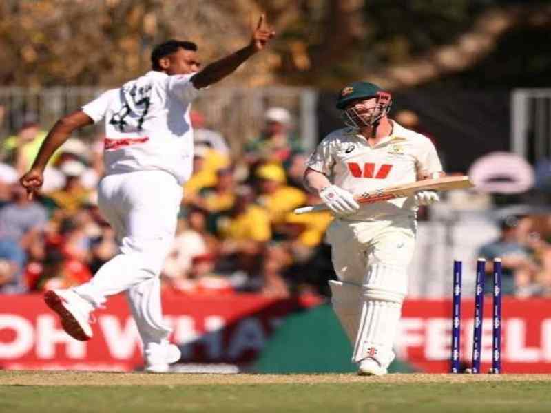bangladesh-australia-test-mackay-shoriful-starc