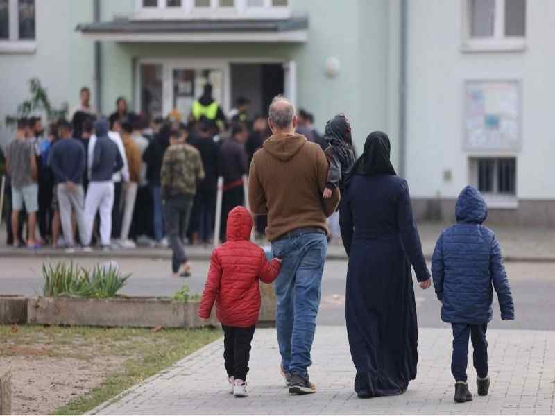 bangladeshis-top-eu-asylum-applicants